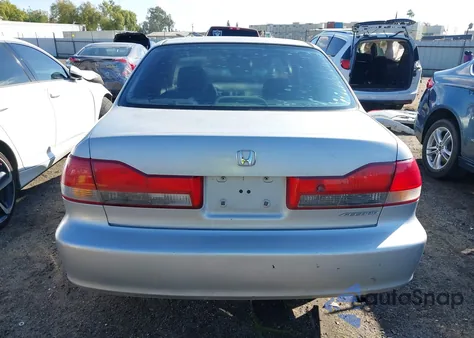 2001 Honda Accord Value Package из США, поврежденный, VIN 1HGCF86601A065949